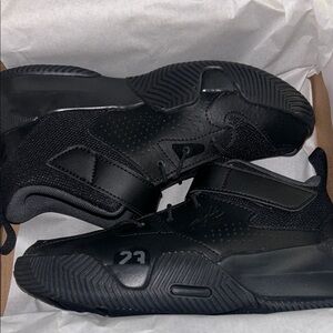 Jordan stay loyal 2 Black kids sneakers